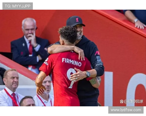 杰队来了！杰拉德观战默西塞德德比，合影萨拉赫